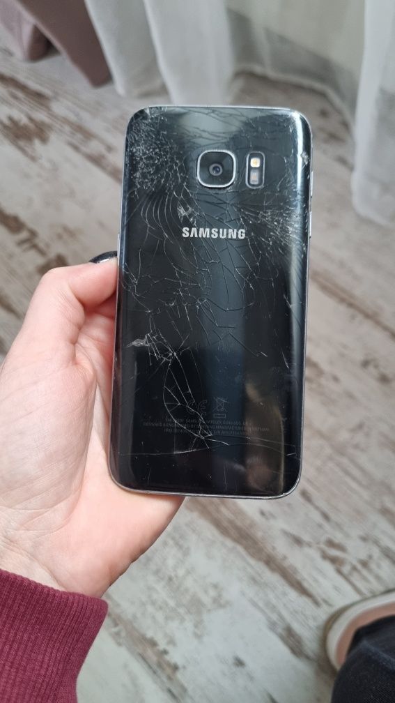 Samsung s7 uszkodzony