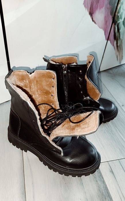Buty zimowe botki ciepłe 38/39 - 25 cm choć metka 40 futerko jak nowe