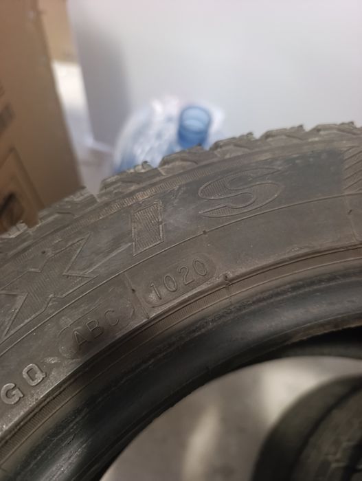 Продам. 205/55 r16 Зима