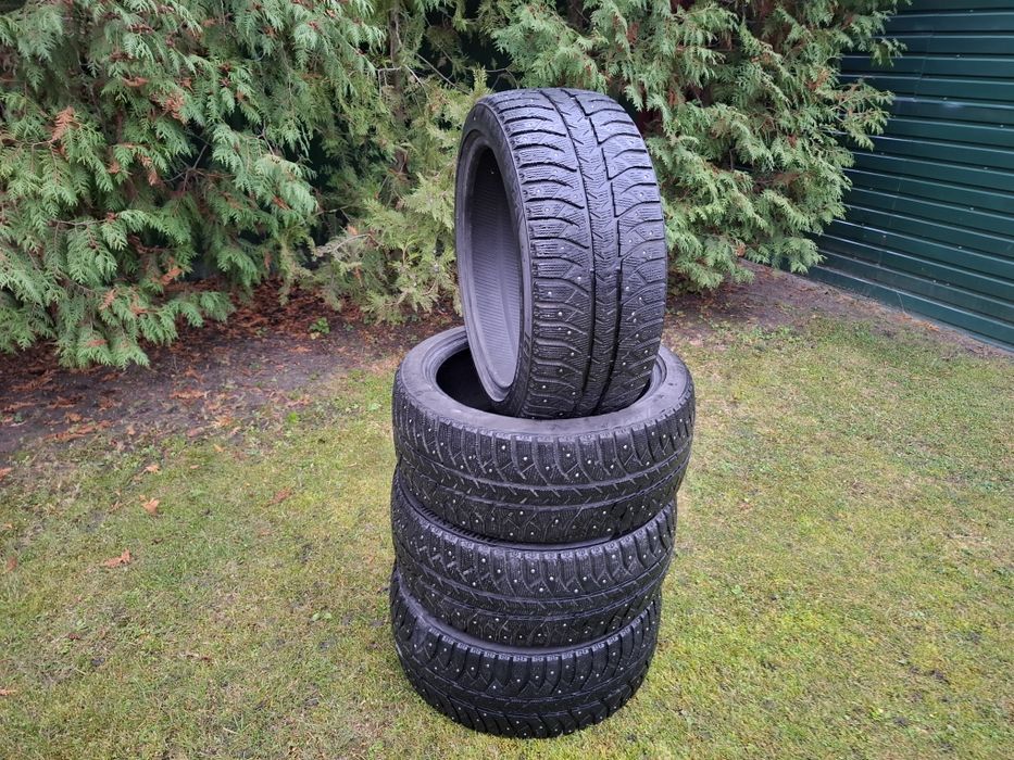 Продам шини комплект