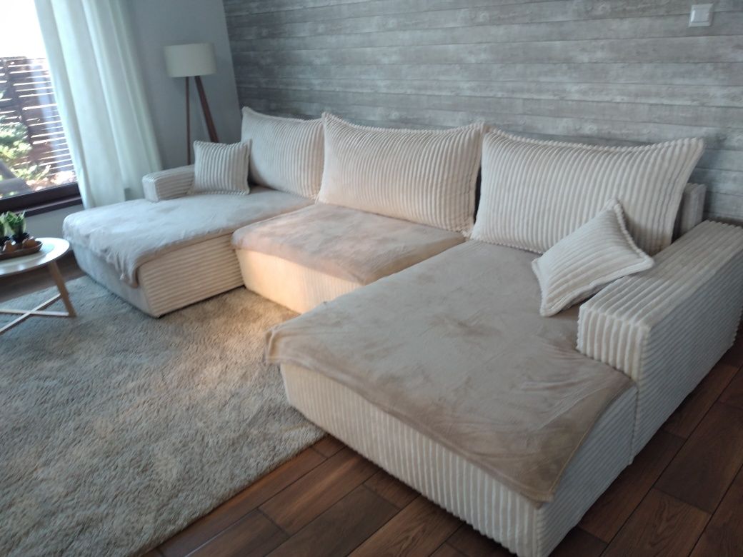 Narożnik U duży około  330 cm x 160 cm Nowy! Jeszcze niższa cena! Dost