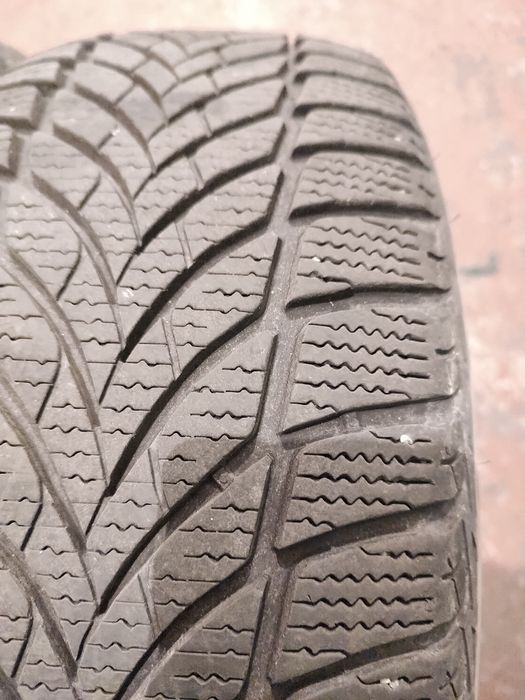 Зимние шины Goodyear UltraGrip Ice2