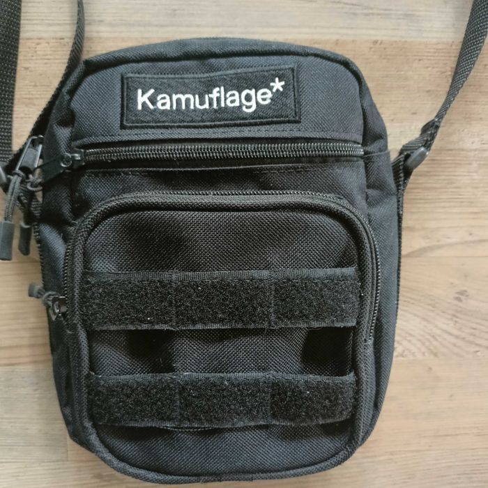 Czarna saszetka Kamuflage