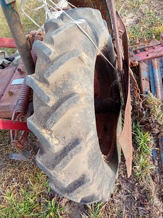 Opona 6.50 R 16 do rozsiewacz kos kosiarka konna przod c 330