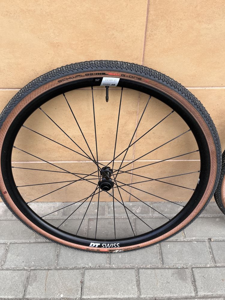 Koła DT Swiss G1800 Microspline + Schwalbe G-One