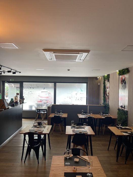 Trespasse resturante de SUSHI