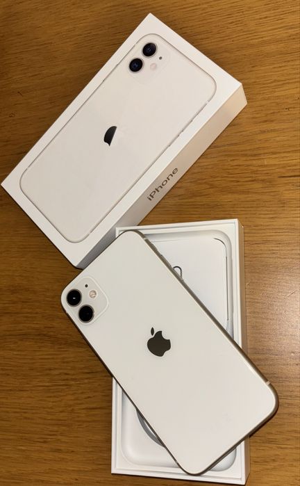 Telefon iphone 11  128gb+4 etui+ słuchawki apple
