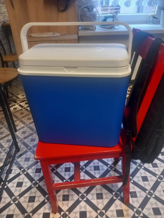 Lodówka turystyczna nie używana