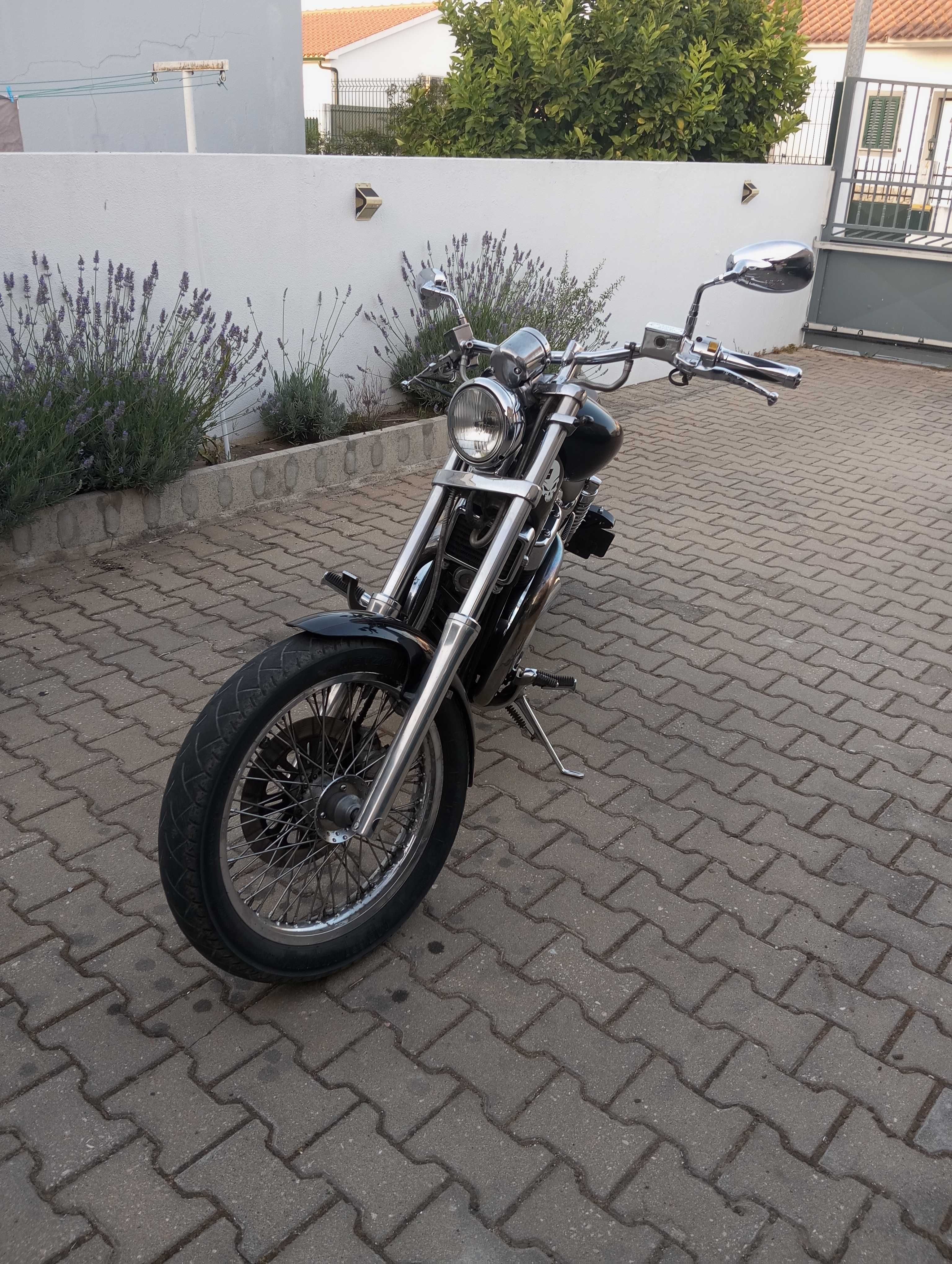 Suzuki Intruder 1400