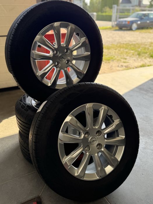 Koła Opel Mokka 6,5x16 et32 4x108 Continental EcoContact6 215/65R16