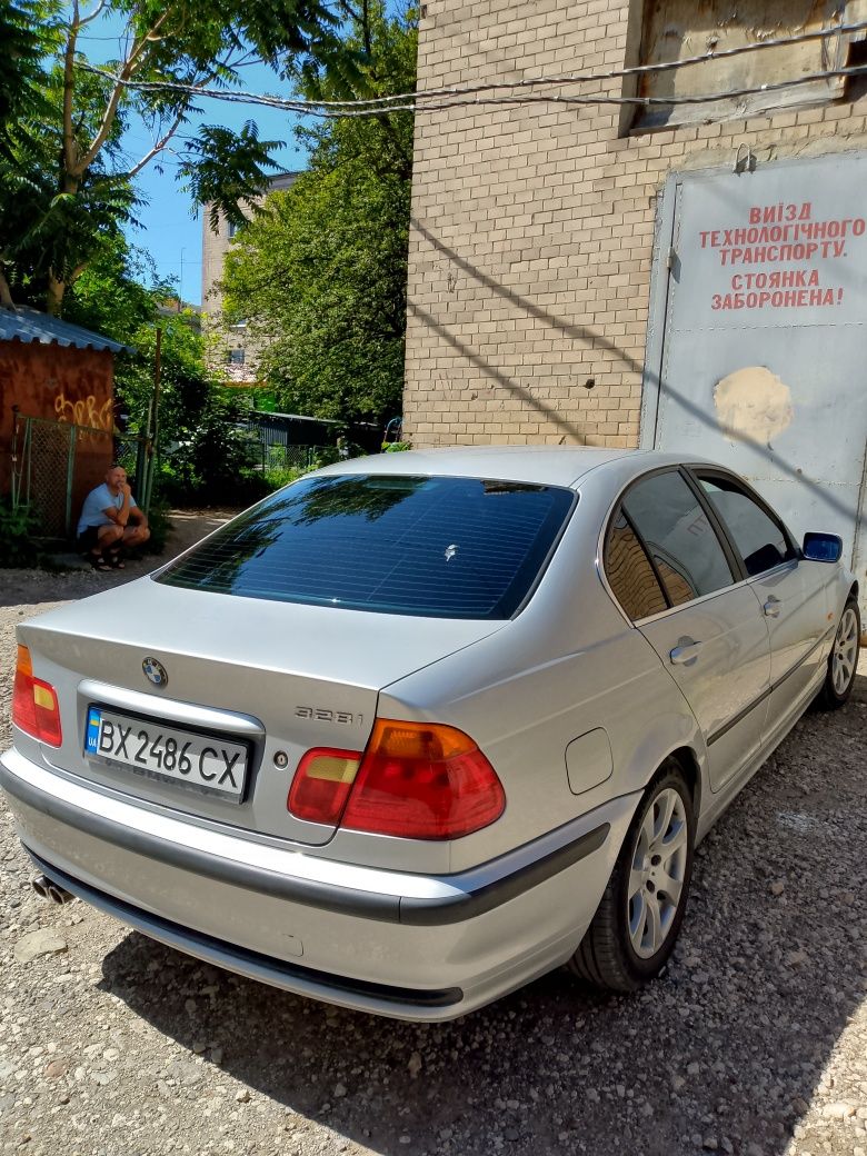 БМВ є46 328і 1998
