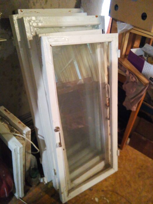 Оконные рамы застеклённые - для теплиц и других целей .