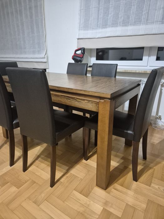 Rozkładany stół, 6 krzeseł/MEBIN