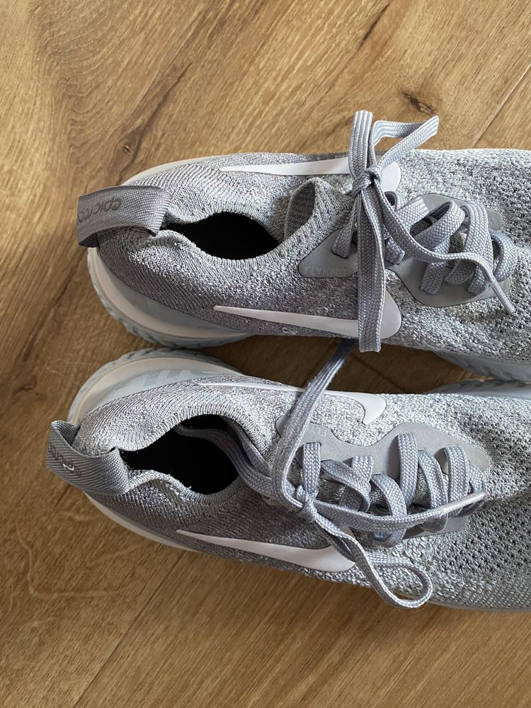Nike 36 Epic React Flyknit Bg szare