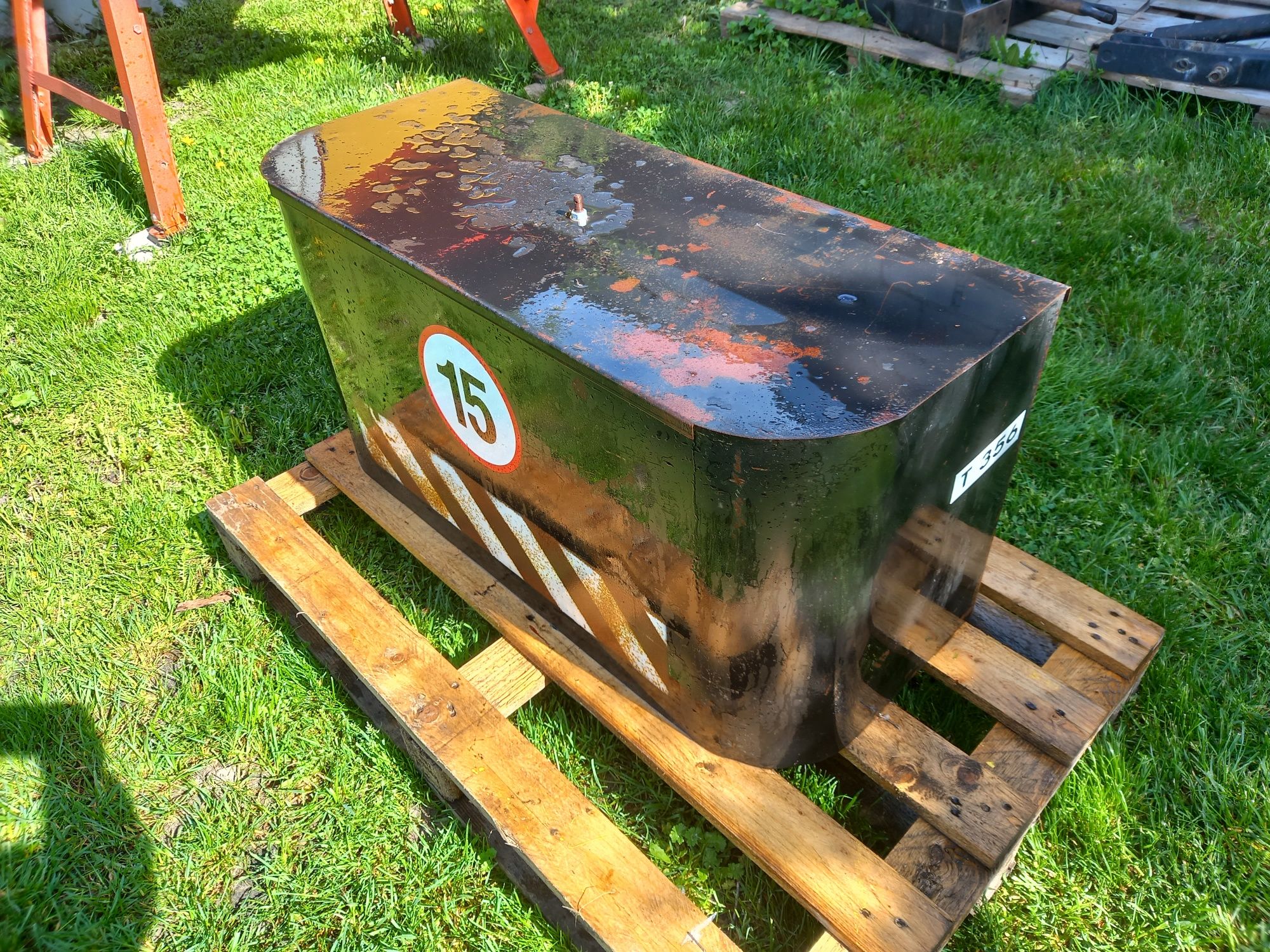 Obciążnik Balast Przeciwwaga do tura Mf c 330/360.WYSYŁKA