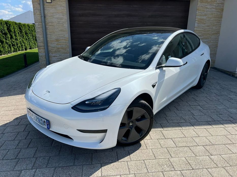 Tesla Model 3 panorama kamery 360 led skóry kubełki FULL opcja