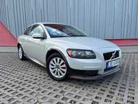 Volvo C30 2.0D Rdesign grzane fotele, tempomat, czujniki park, półskóra, alarm
