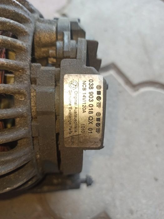 Генератор VW т4, т5 2,5 2000-2005 року