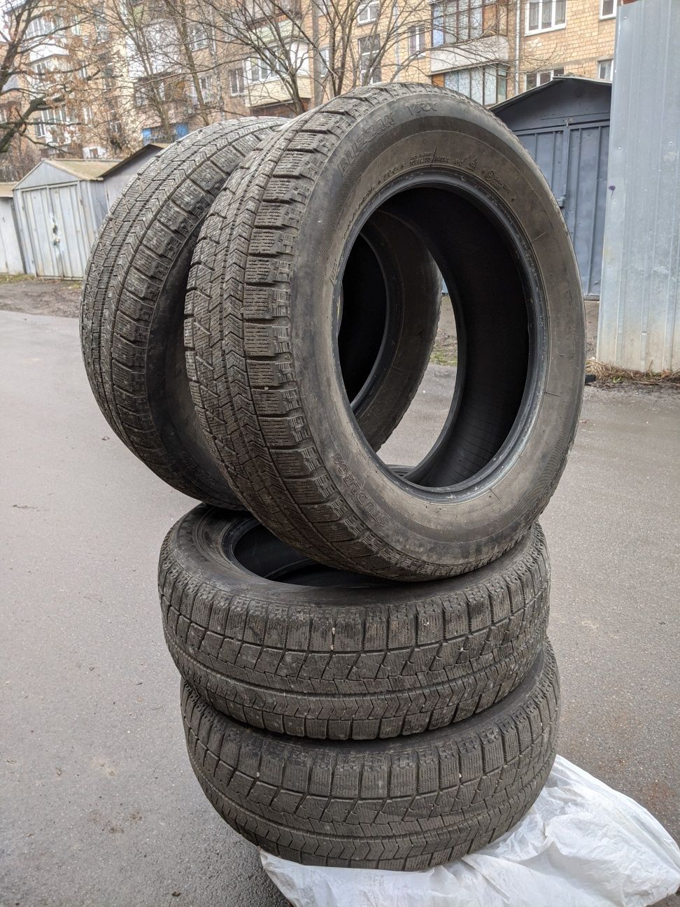 Продам шины Bridgestone