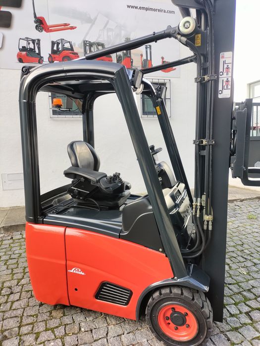 Empilhador Elétrico Linde 1200kg , 2013 , 6500h , Triplex 5,40,