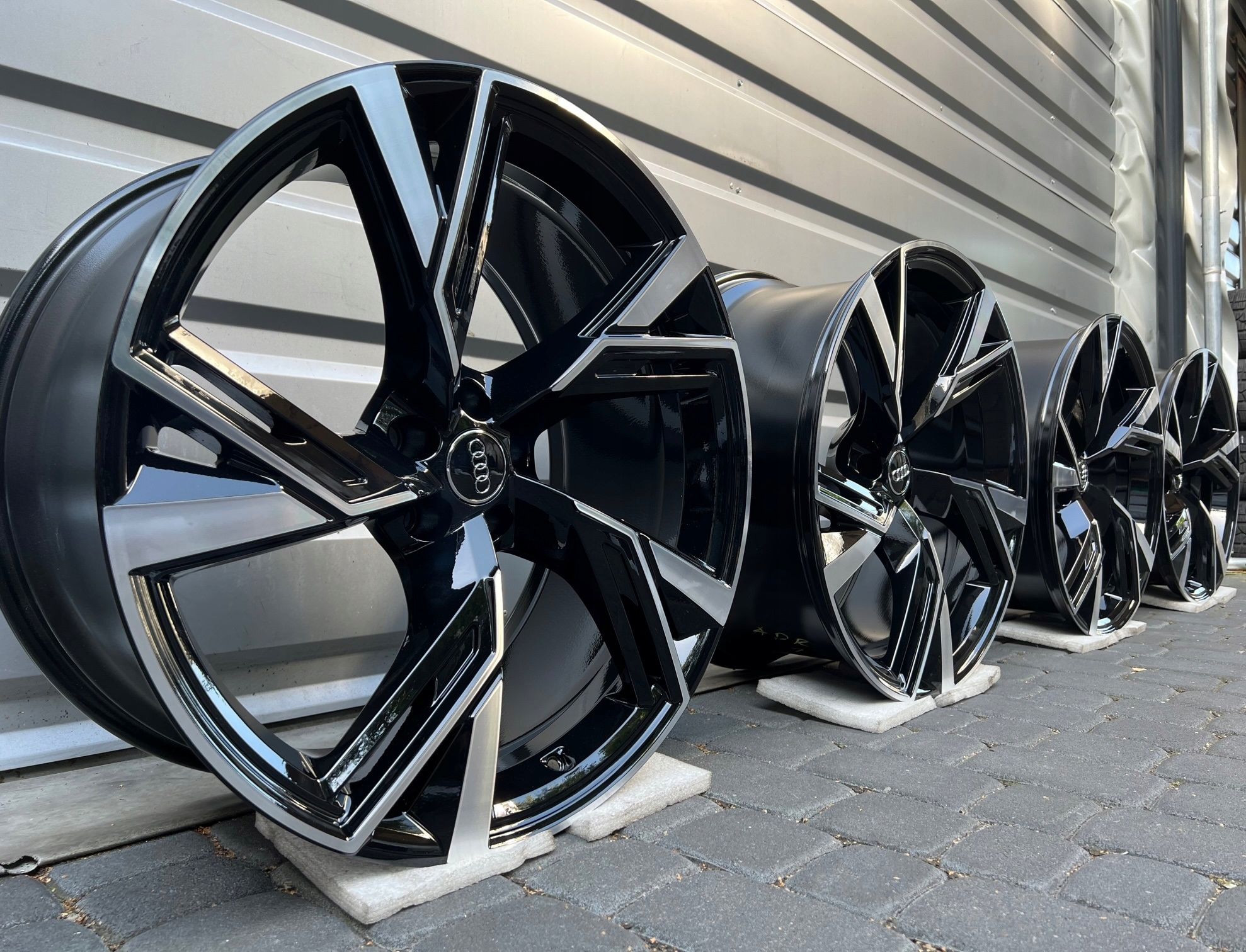 Oryginalne Felgi Audi 22 RS6 RS7 A8 Q5 Q7 Q8 SQ8