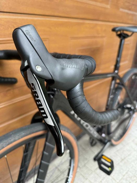 Karbonowy rower gravelowy gravel Kross Esker 7.0 (rama M)