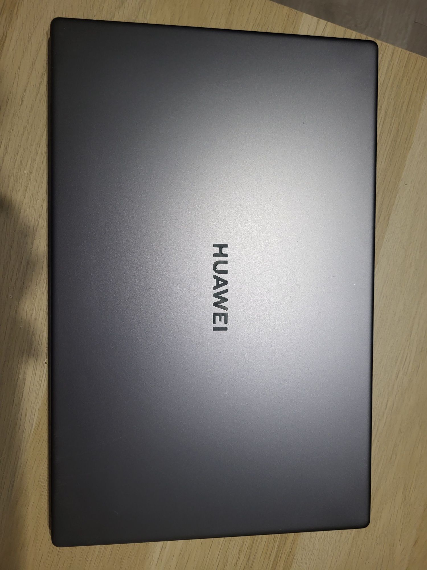 Huawei Matebook d15 15,6 R5 3500u