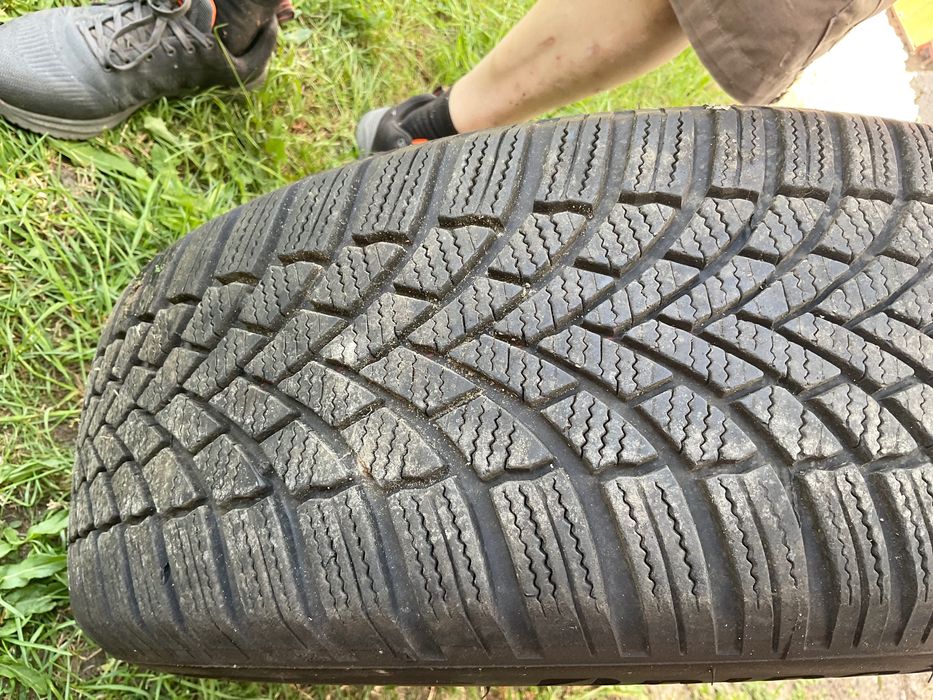 4 koła aluminiowe z oponami 205/60/16 do VW Taigo lub T-Cross