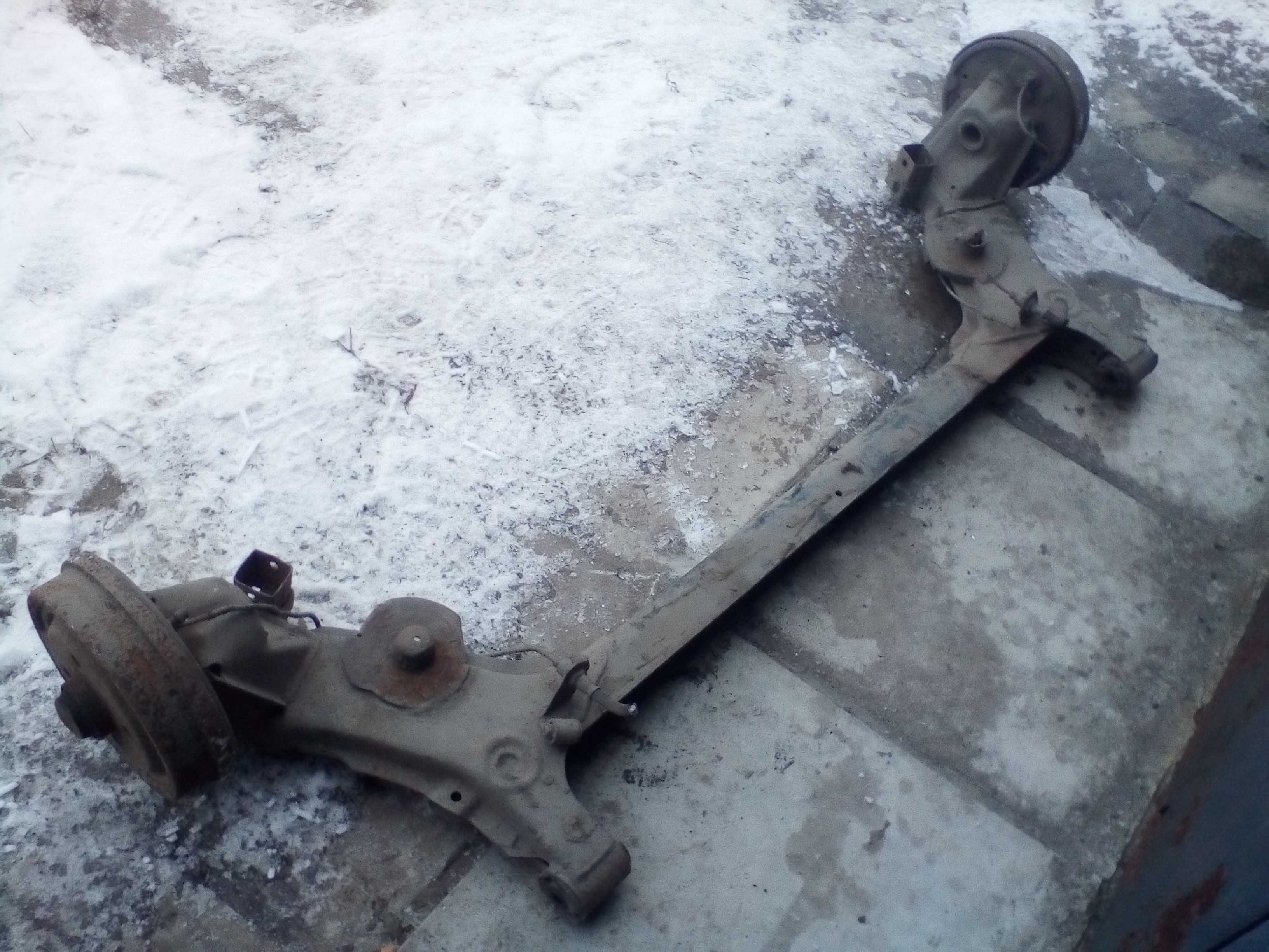 балка задняя с авто на прицеп есть разные