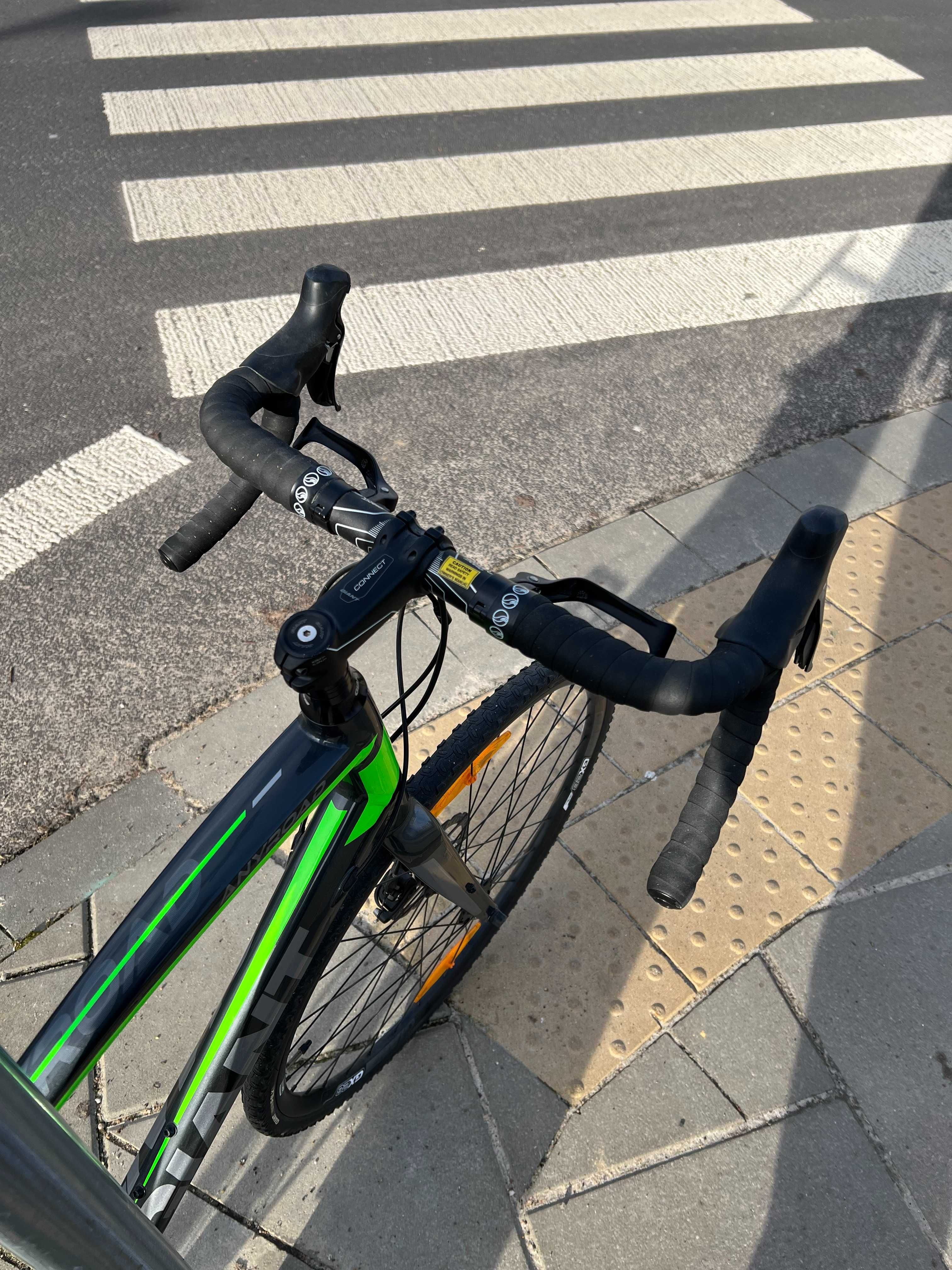 Rower Giant Anyroad 2, rozmiar L