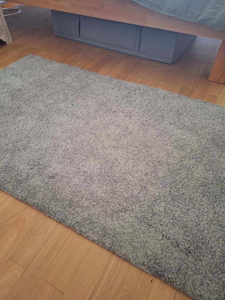 Light grey carpet 80x150 + anti- slippery matt