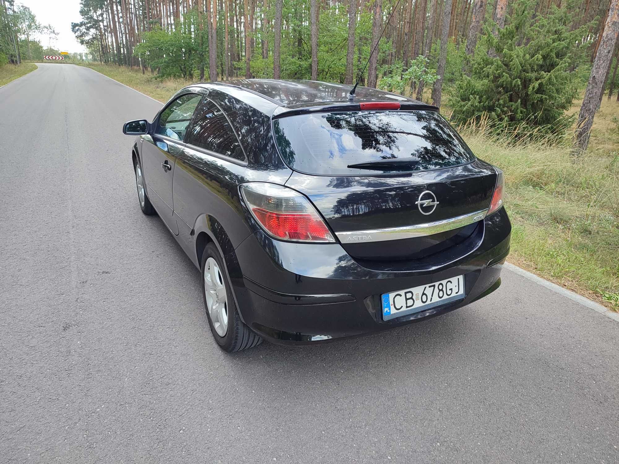 Opel Astra GTC 1.7 CDTI 2005r