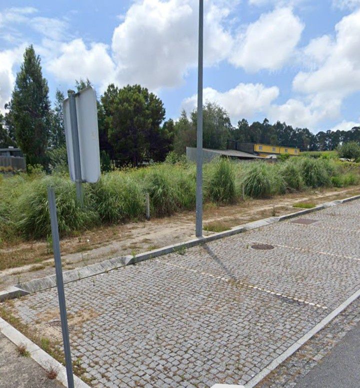 Lote terreno para Construção Castelo da Maia próximo Ismai