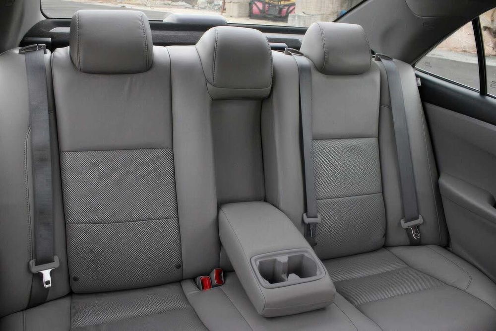 Toyota Camry LE      2015