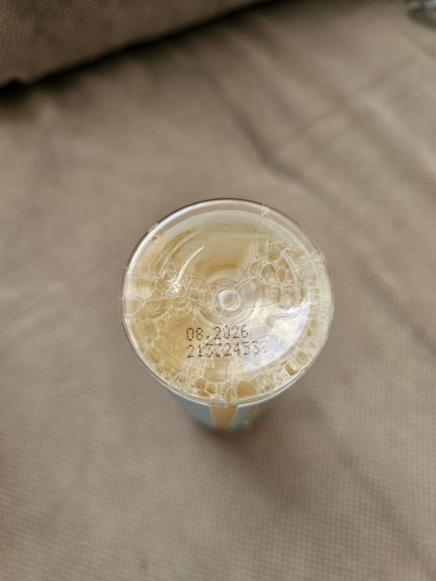 Tutti Frutti oczyszczający płyn micelarny z kwasami owocowymi, 200 ml
