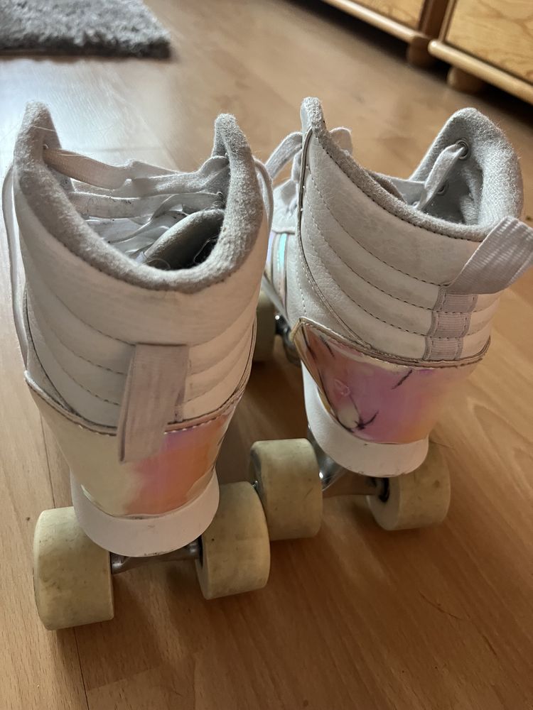 wrotki dziewczęce oxelo z Decathlonu.