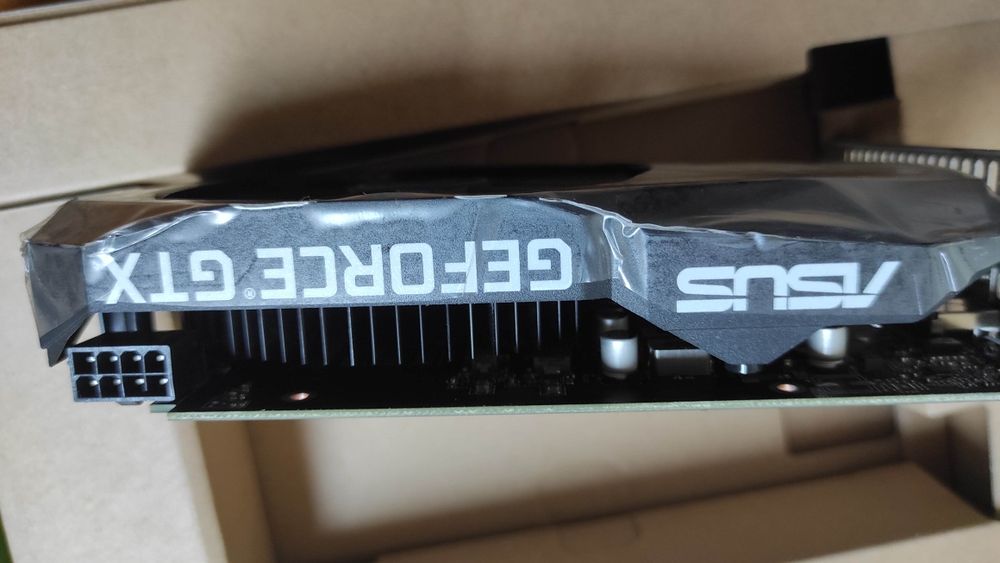 ASUS Phoenix 1660 super