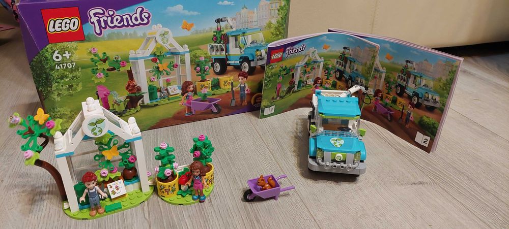 LEGO Friends Furgonetka do sadzenia drzew 41707