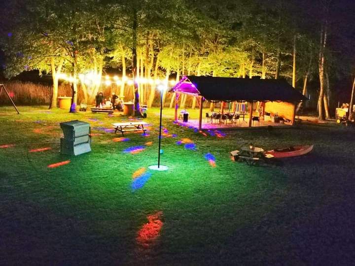 Domki nad jeziorem, BALIA W CENIE, plaża, pomost, SAUNA ZEWNĘTRZNA