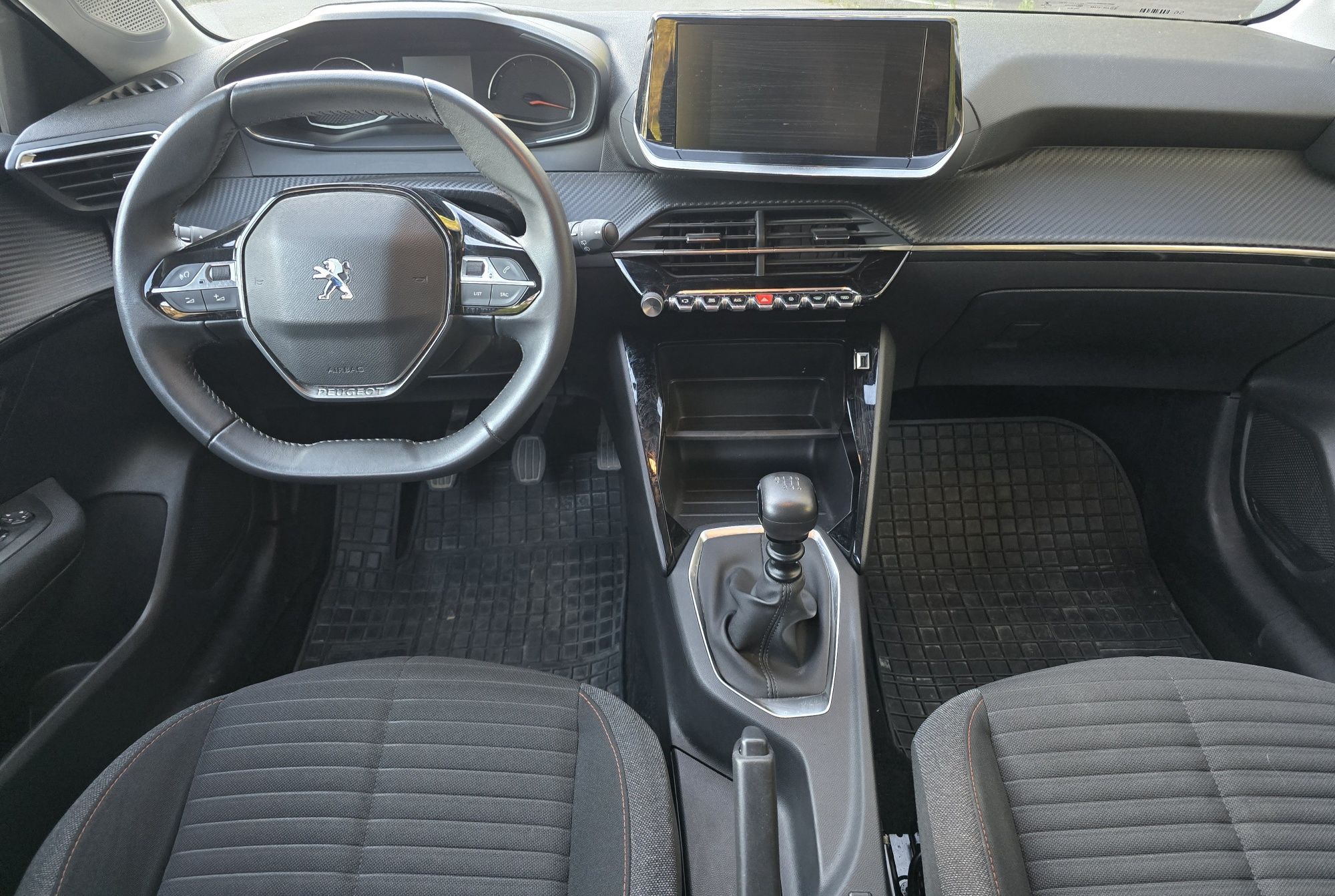 Peugeot 208 1.2 puretch 101cv