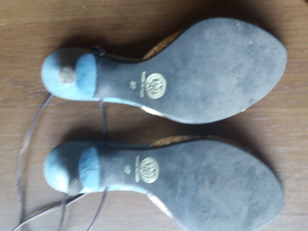 Rewelacyjne sandaly animal STEFANEL 37