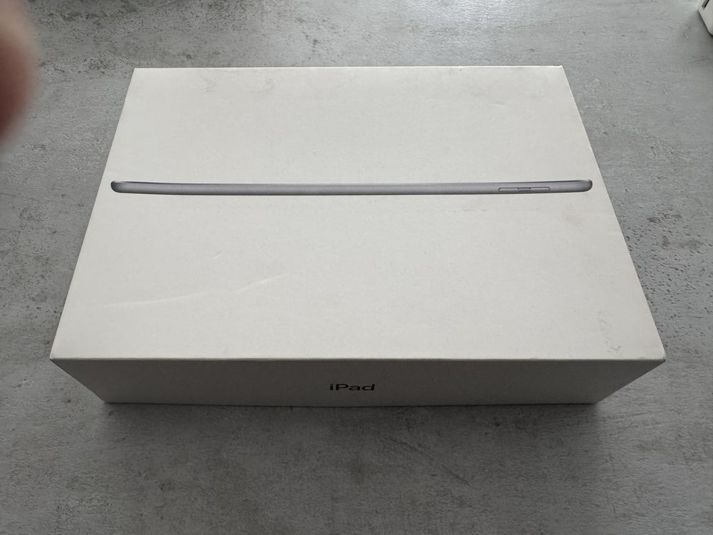Ipad 9.7" 6 generacja 32GB WIFI Cellular Space Grey