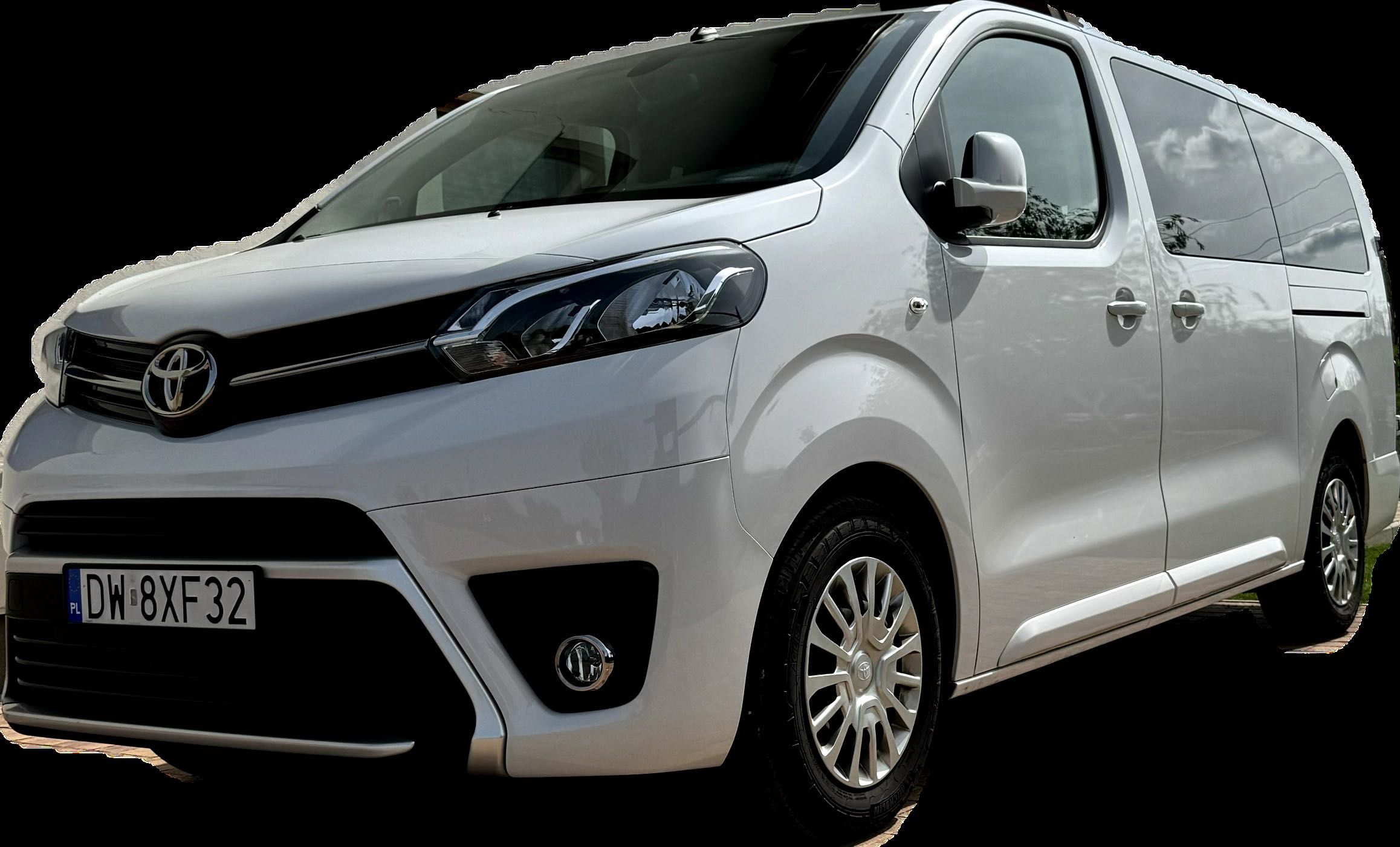 Wynajem busa 9 osób, Toyota Proace 2023 Verso 2.0 Long Business