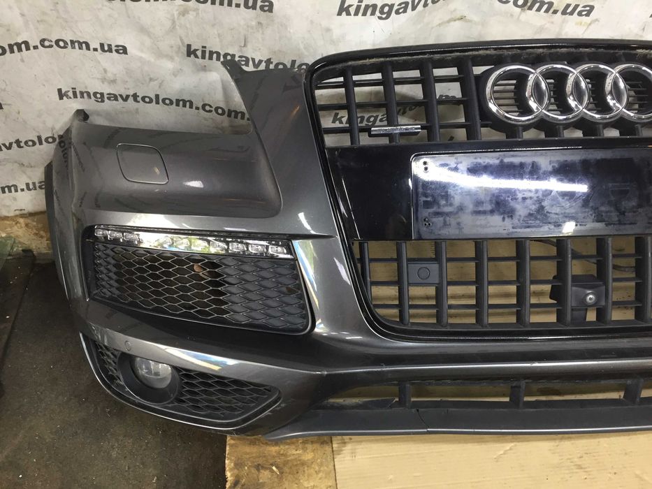 Передній передний бампер з камерою Audi Q7 4L Ауді КУ7 4Л