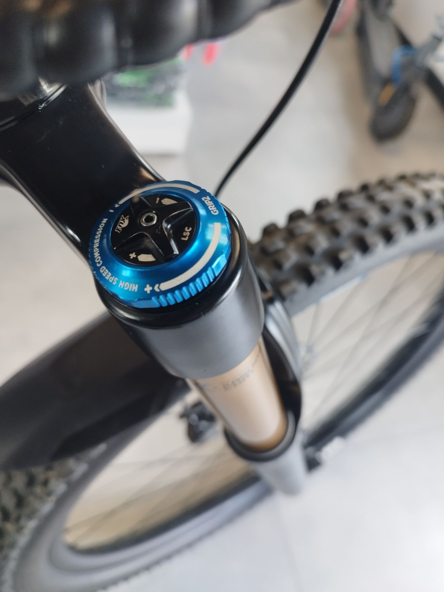 Rower elektryczny enduro Raymon, XT 8000, Yamaha, Fox, Magura, Mullet