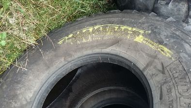 Opony 580/65R22,5 BKT 580/65R22.5 bez napraw stan bdb