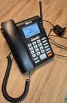 Telefon, komórka, stacjonarny z słuchawką MaxKom MM 28D HS