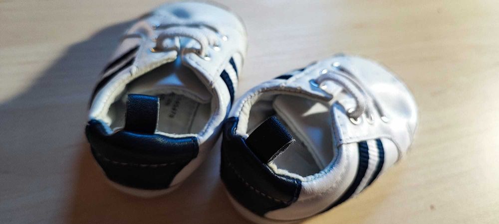 Ténis bebé branco/azul