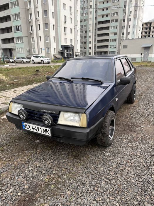 Продам ваз 21099