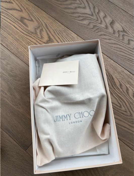 Jimmy Choo klasyczne szpilki szpic ze zdobionym szpicem oliwkowe